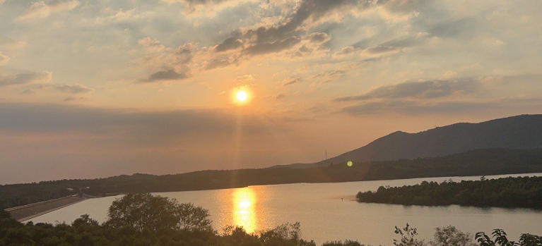 城阳租车 城阳汽车租赁 中心轮播图5